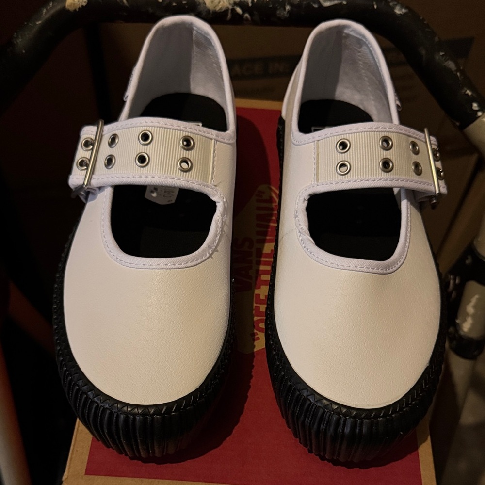 Brand New! Stylish Women's Van’s Mary Jane Creepers White Flats with Black Soles